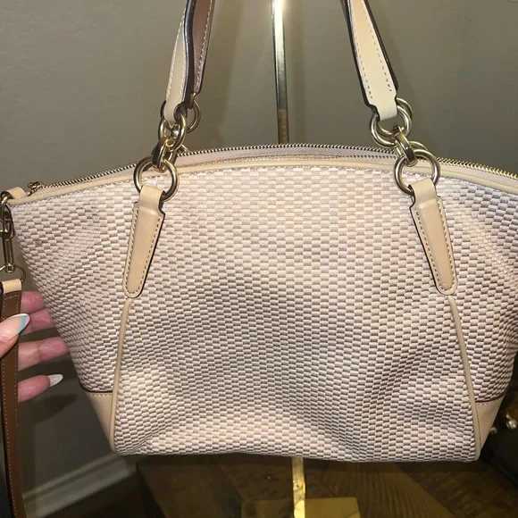 Coach Bag - Picture 3 of 6